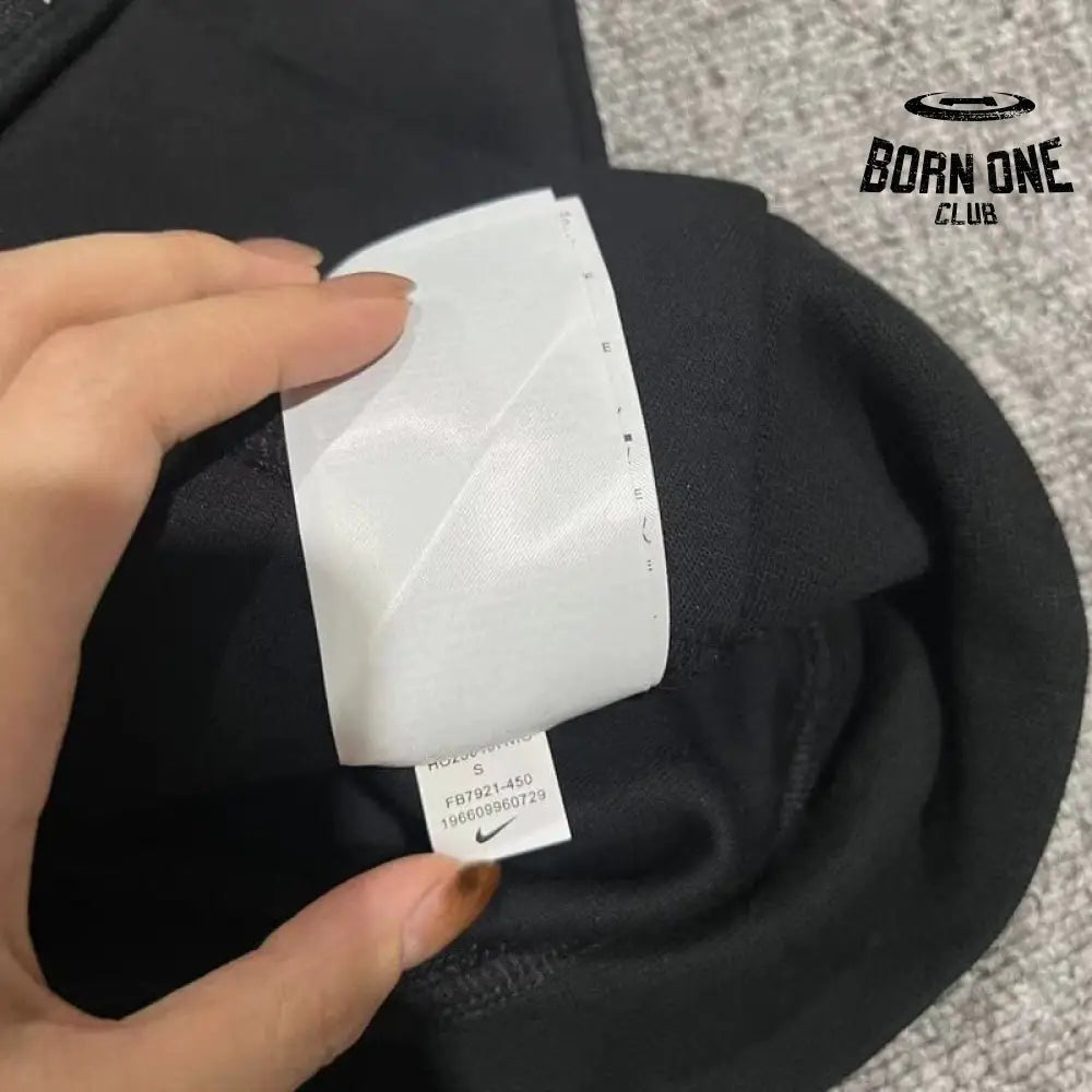 Calça Tech Fleece Nike x Syna