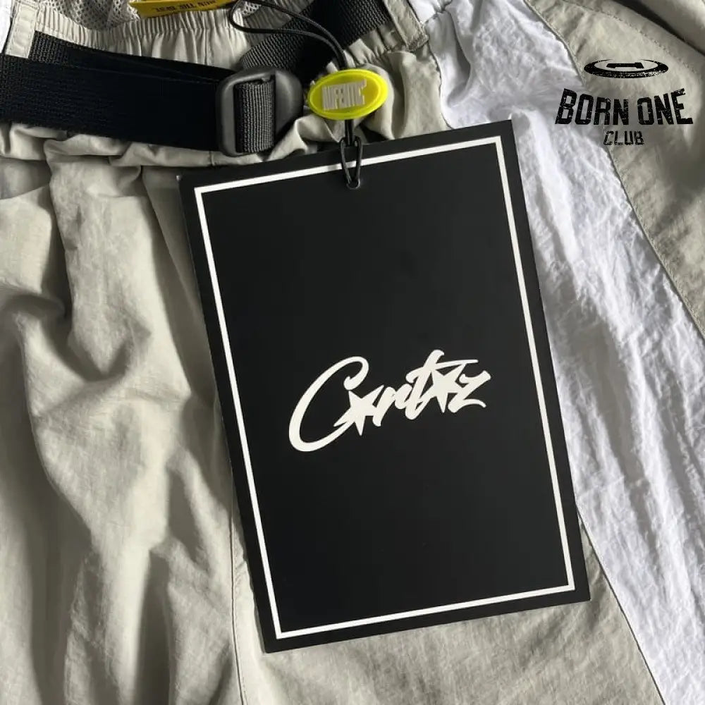 Shorts Corteiz Cinza