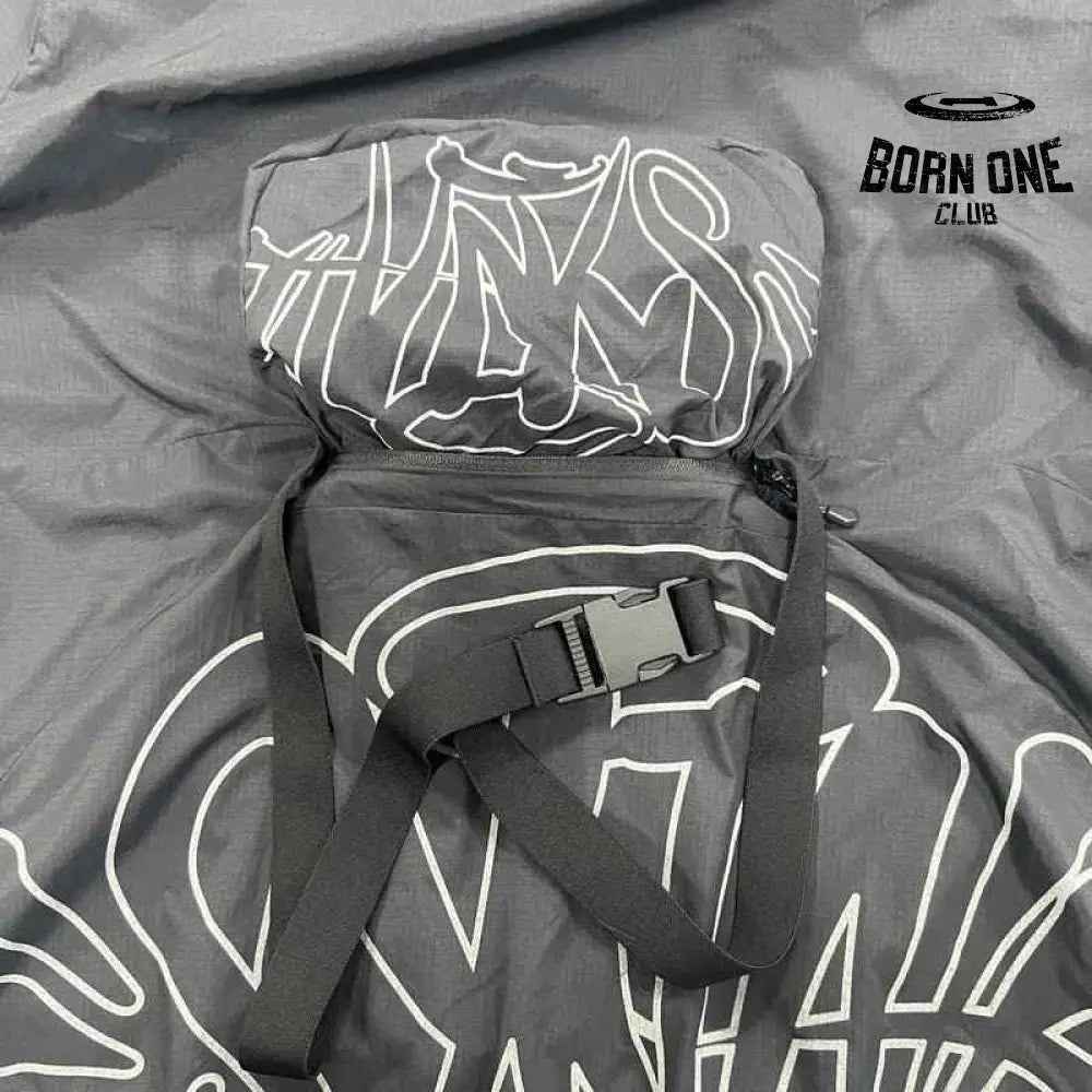 Jaqueta Synaworld Storm 'In My Bag' Preta