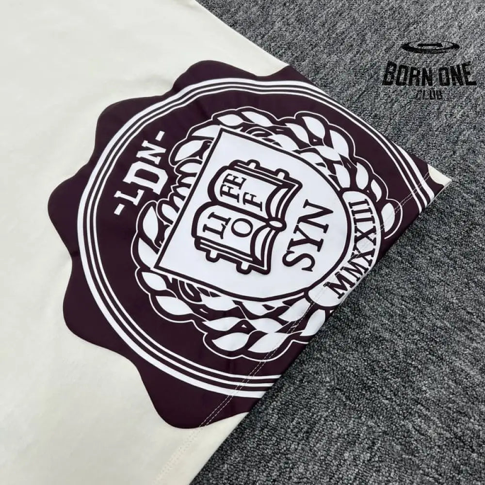 Camiseta Syna World College