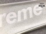 Calça Supreme Satin Appliqué Cinza
