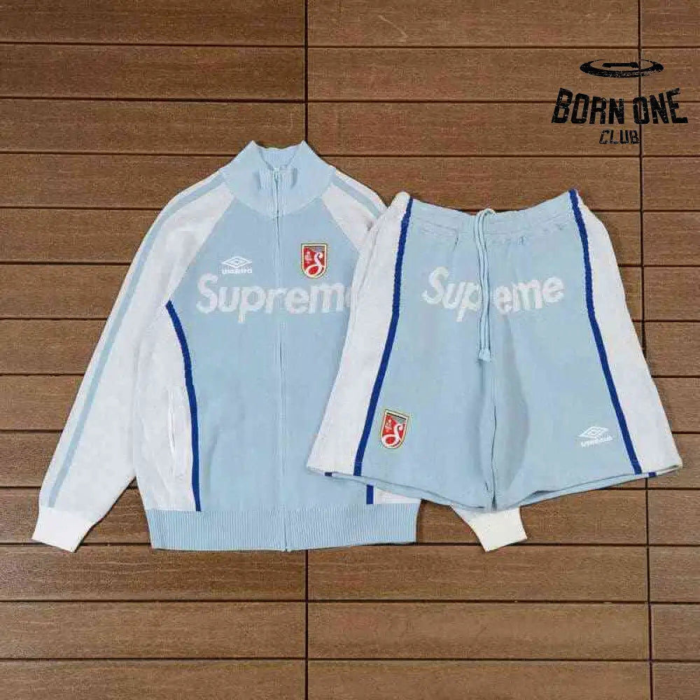Conjunto Supreme x Umbro Zíper Light Blue