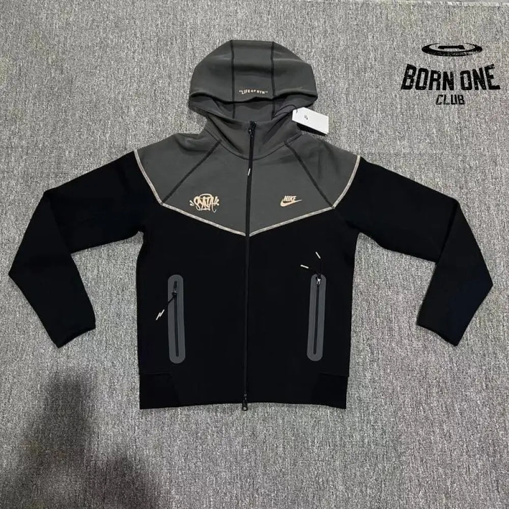 Jaqueta Tech Fleece Nike x Syna