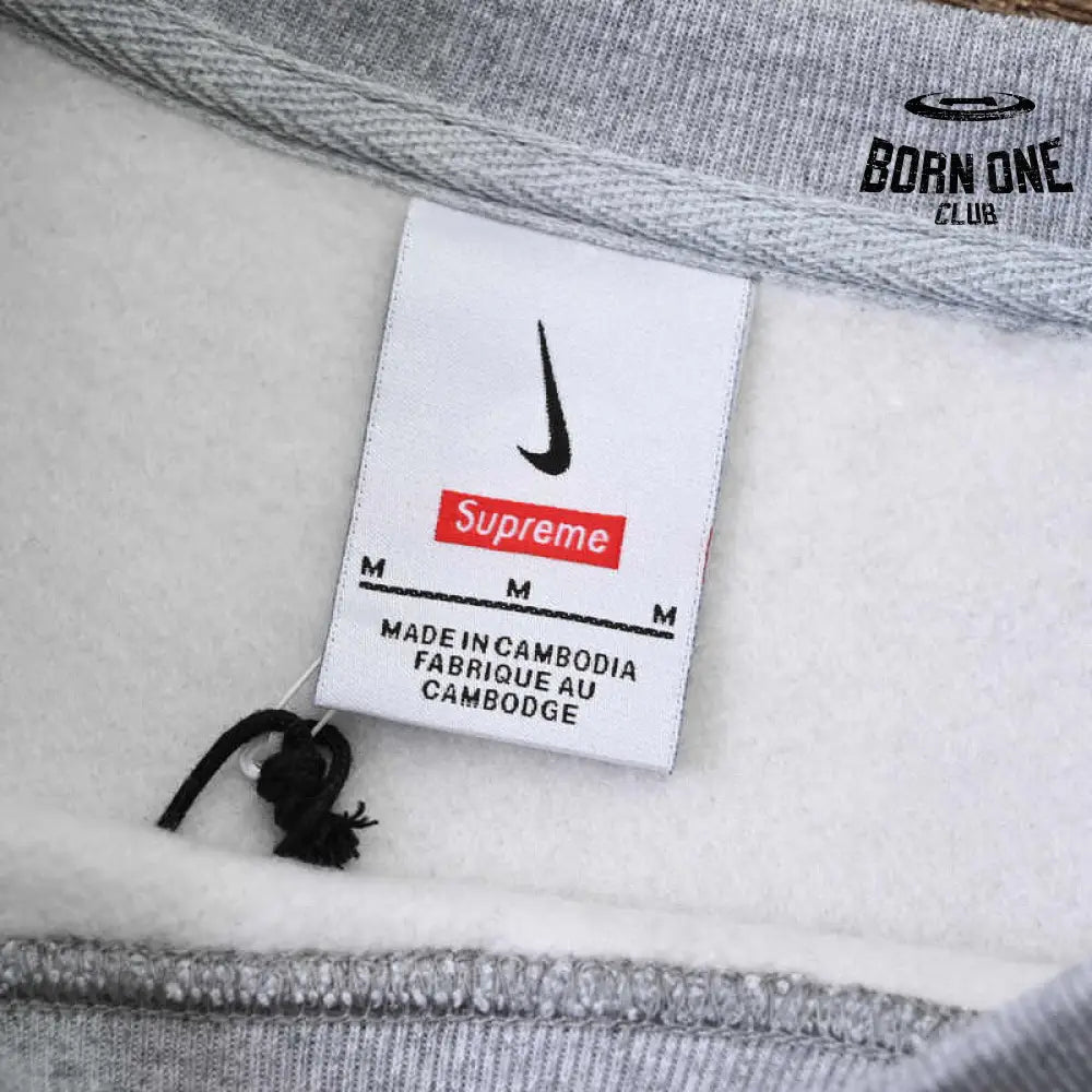 Moletom Supreme Nike Arc Crewneck