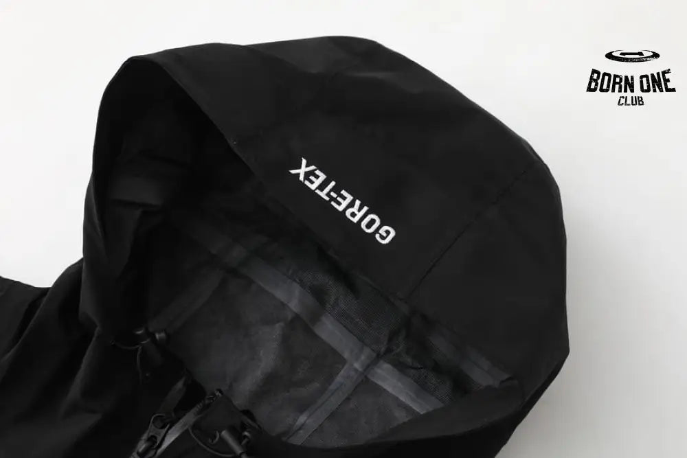 Jaqueta Supreme x Vanson GORE-TEX Shell Black