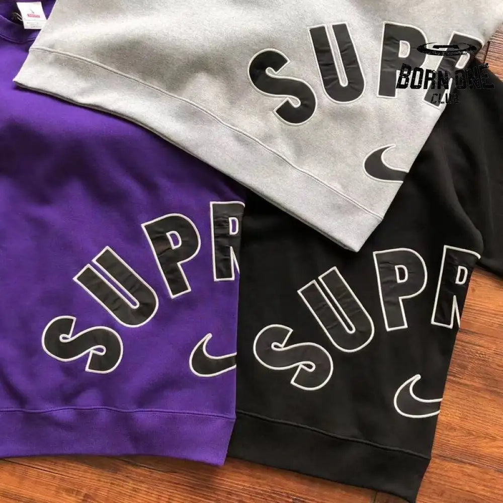 Moletom Supreme Nike Arc Crewneck
