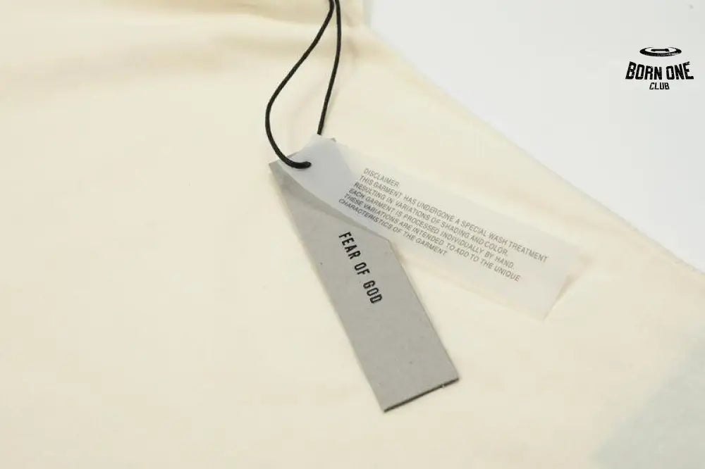 Camiseta Essentials
