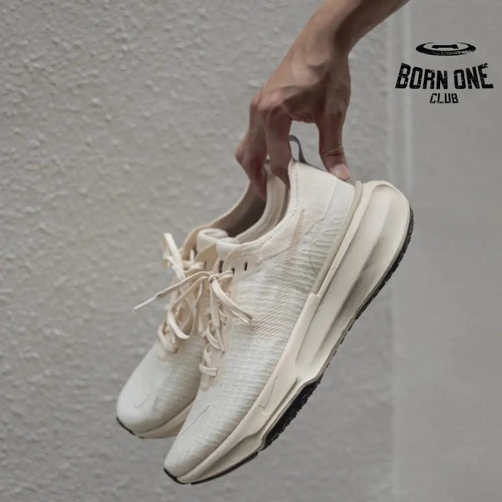 Nike Invincible Run 3 - Bege