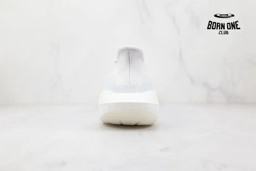 Adidas UltraBoost 22 Triple White Adidas Ultra Boost 22 Triple White