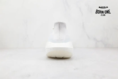 Adidas UltraBoost 22 Triple White Adidas Ultra Boost 22 Triple White