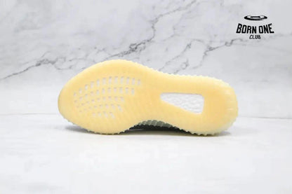 Adidas Yeezy Boost 350 V2 Carbon Adidas Yeezy Boost 350 V2 Black Red