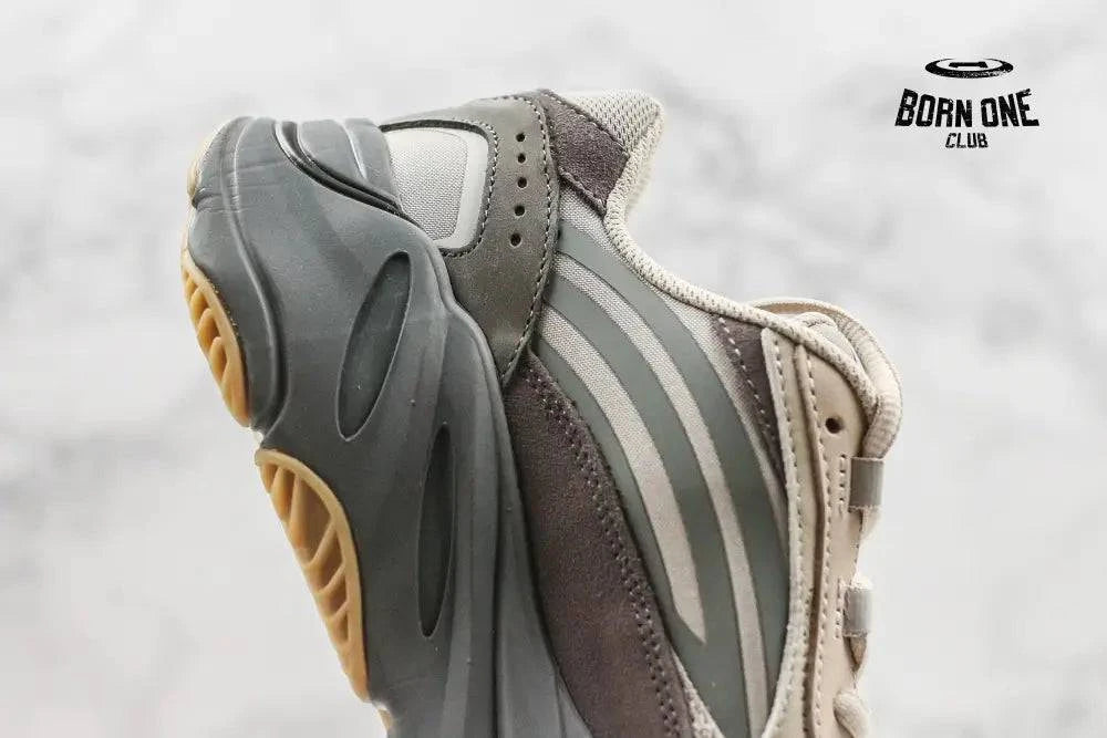 Adidas Yeezy Boost 700 Tephra Adidas Yeezy Boost 700 Tephra