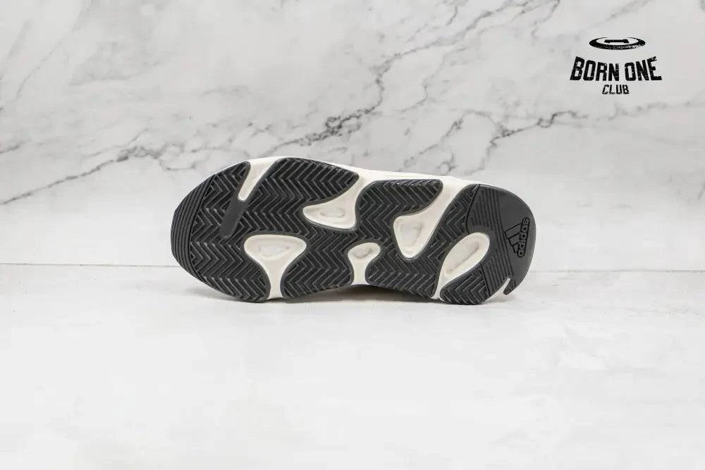 Adidas Yeezy Boost 700 V2 Cream Adidas Yeezy Boost 700 V2 Cream