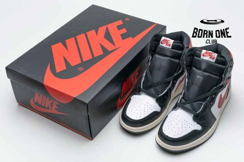 Air Jordan 1 Retro High Black Gym Red 555088-061