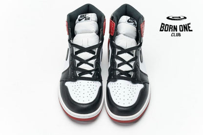 Air Jordan 1 Retro High Black Toe 555088-125