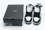 Air Jordan 1 Retro High Black White 555088-010