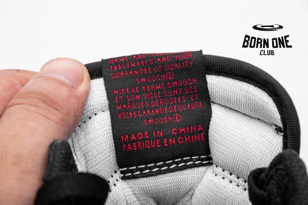 Air Jordan 1 Retro High Bred Banned 555088-001
