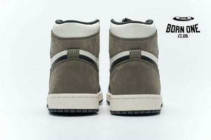 Air Jordan 1 Retro High Dark Mocha 555088-105