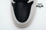 Air Jordan 1 Retro High Neutral Grey Hyper Crimson 555088-018