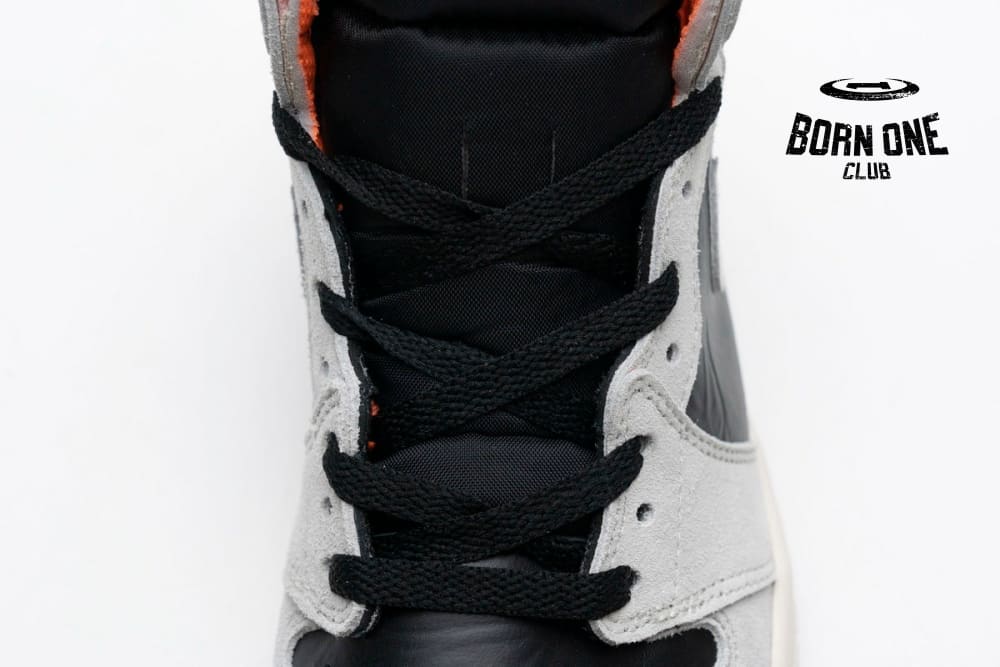 Air Jordan 1 Retro High Neutral Grey Hyper Crimson 555088-018