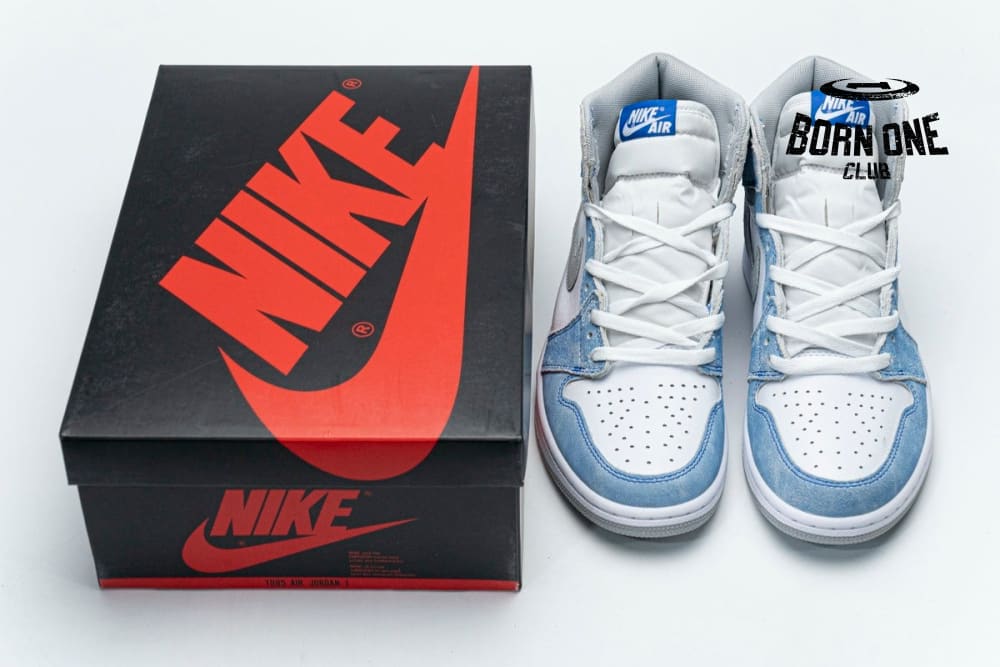 Air Jordan 1 Retro High OG Hyper Royal 555088-402