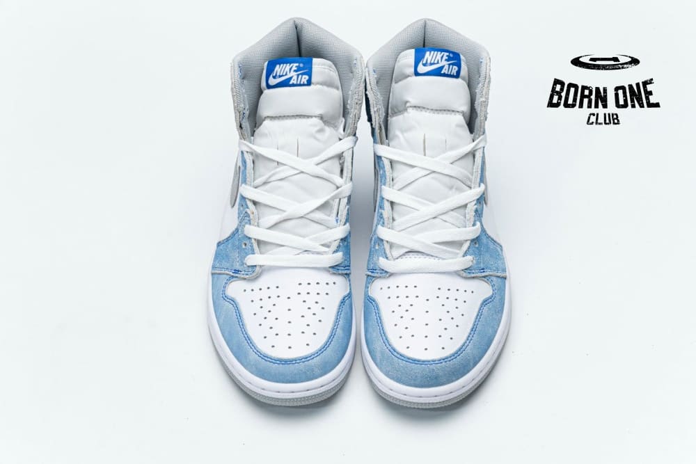 Air Jordan 1 Retro High OG Hyper Royal 555088-402