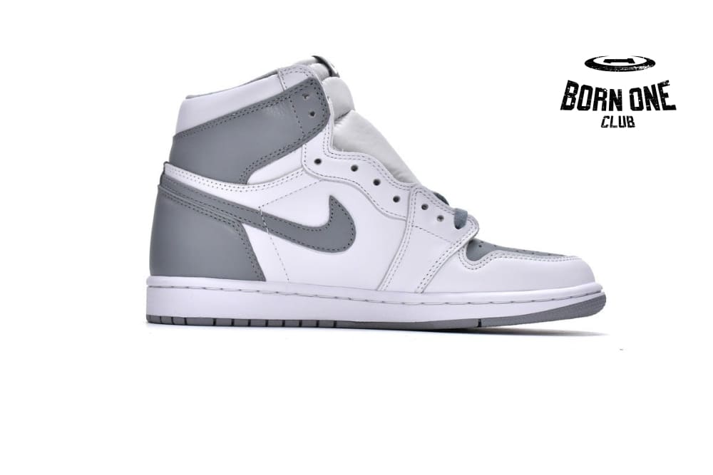 Air Jordan 1 Retro High OG Stealth 555088-037