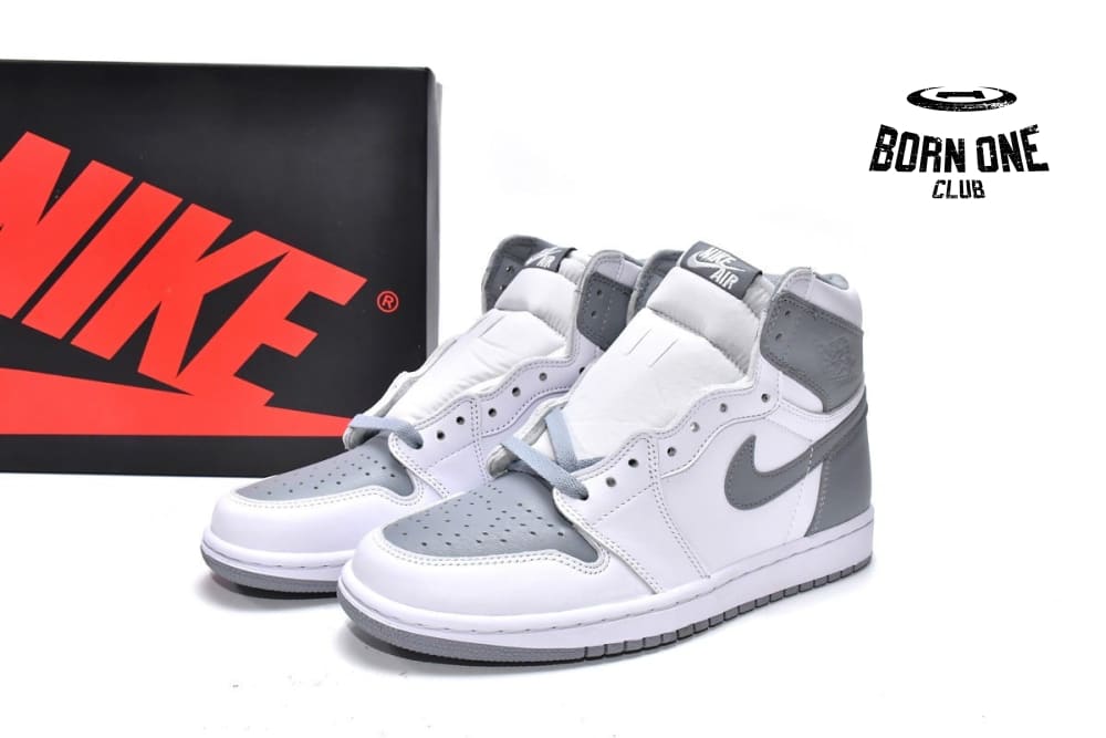 Air Jordan 1 Retro High OG Stealth 555088-037