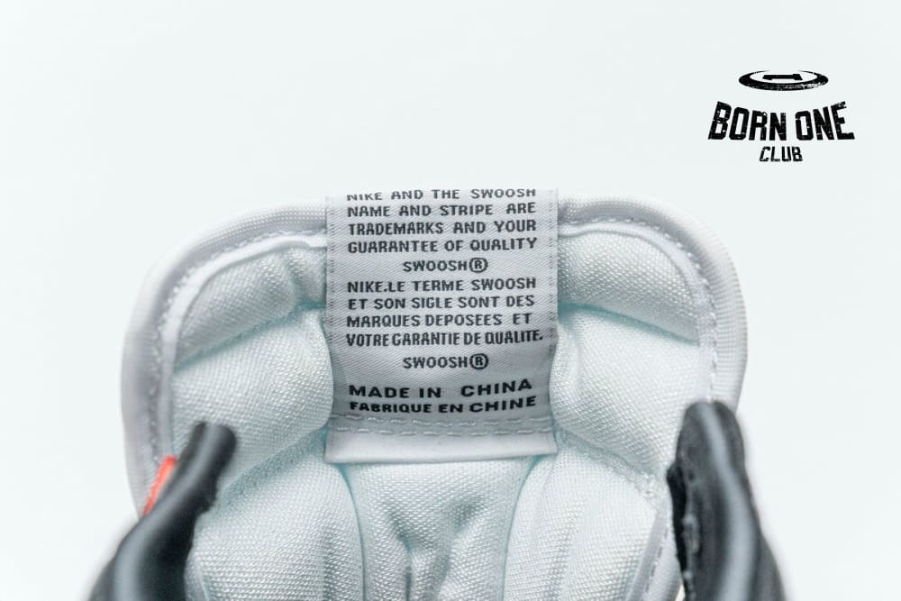 Air Jordan 1 Retro High Satin Black Toe CD0461-016