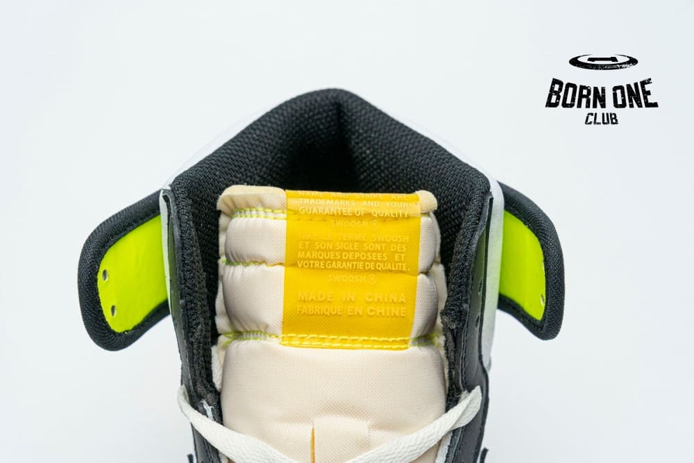 Air Jordan 1 Retro High White Black Volt University Gold 555088-118
