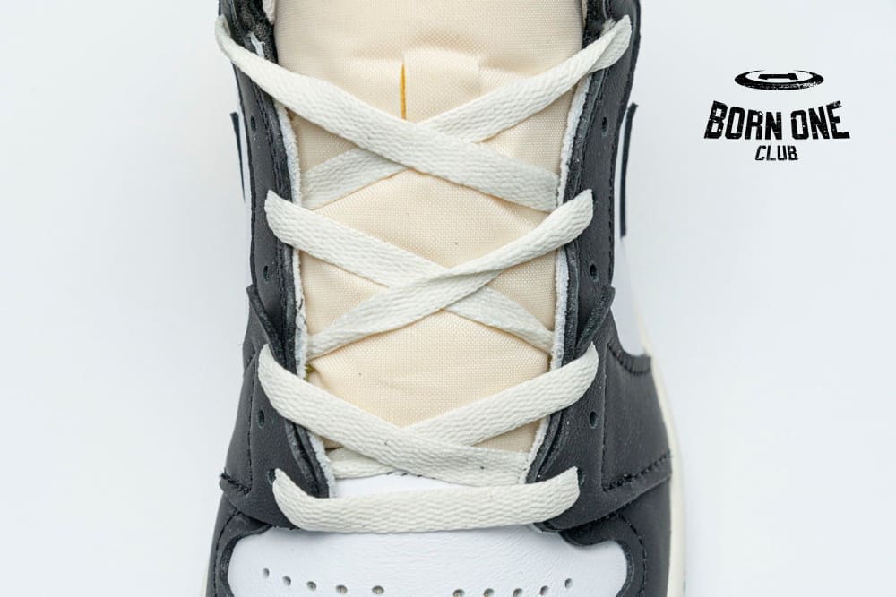 Air Jordan 1 Retro High White Black Volt University Gold 555088-118
