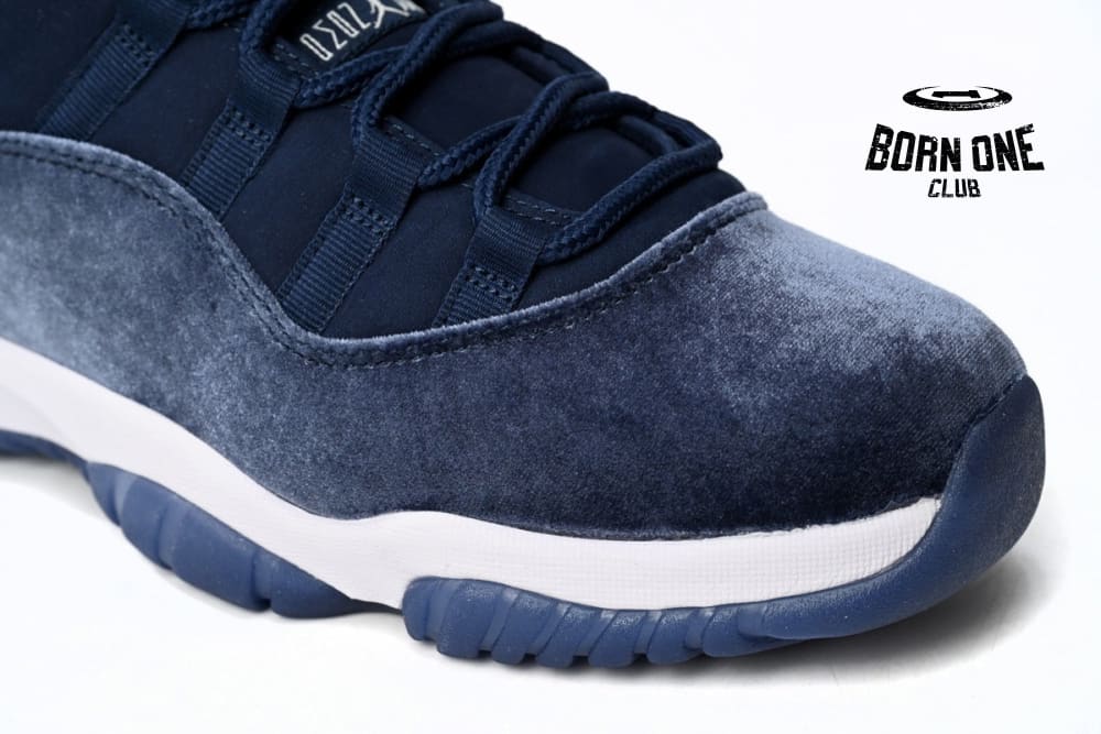 Air Jordan 11 Retro Midnight Navy AR0715-441