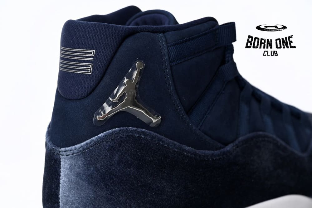 Air Jordan 11 Retro Midnight Navy AR0715-441