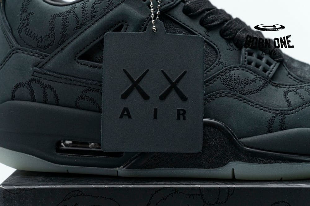 Air Jordan 4 Retro Kaws Black 930155-001