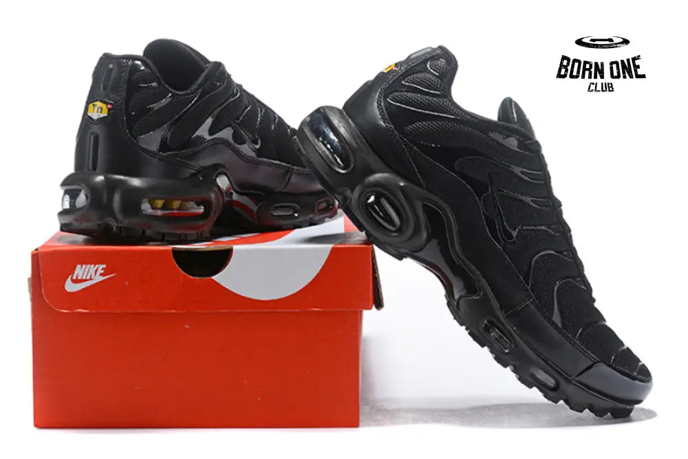 Air Max TN Plus ’Triple Black’