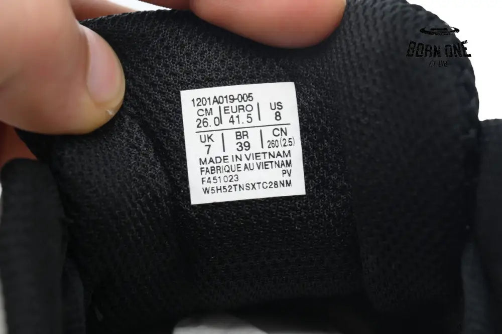 Asics Gel Kayano 14 ’Black Seal Grey’