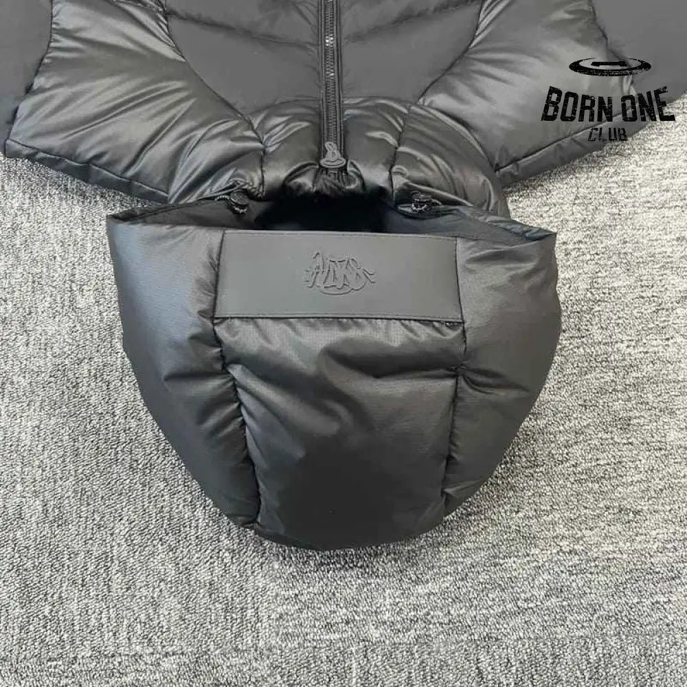 Jaqueta Puffer Synaworld Logo Wave Preta