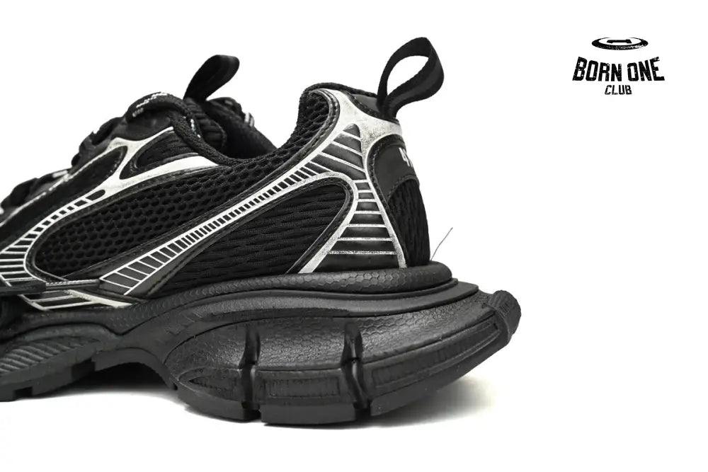 Balenciaga 3XL Black And White