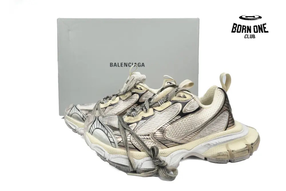 Balenciaga 3XL Champagne