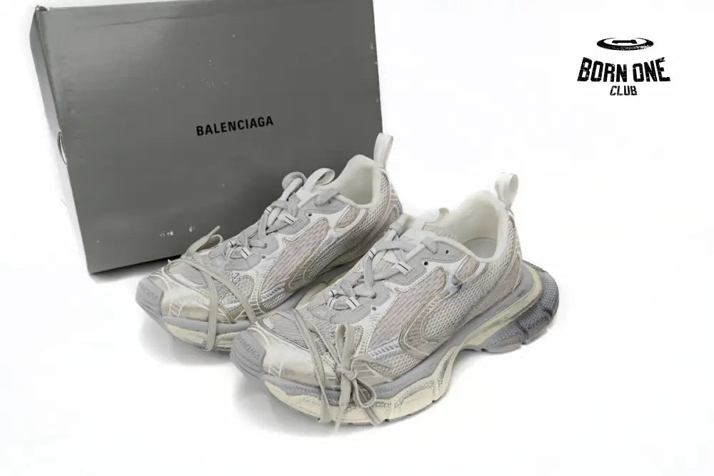 Balenciaga 3XL Off White