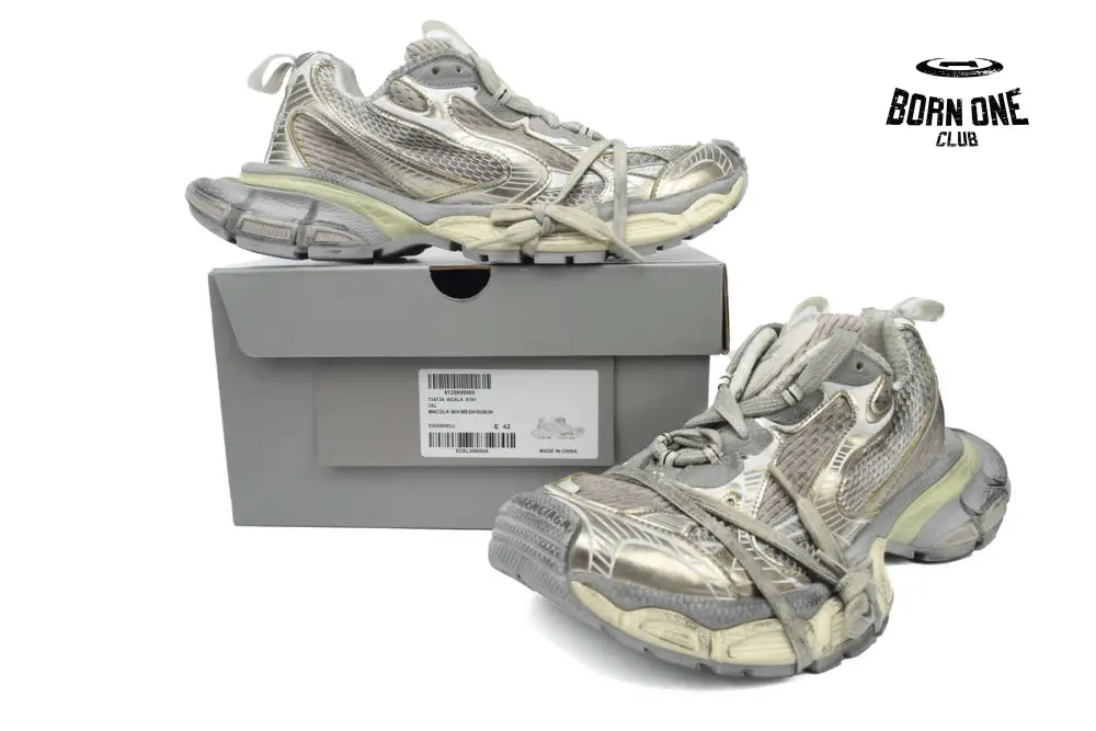 Balenciaga 3XL Off White