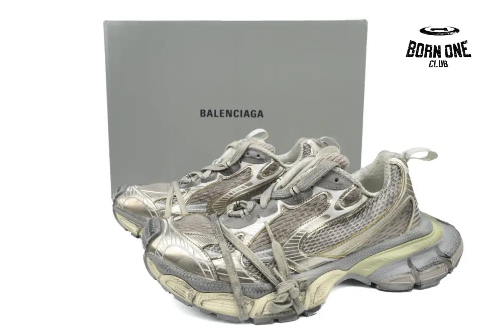 Balenciaga 3XL Off White