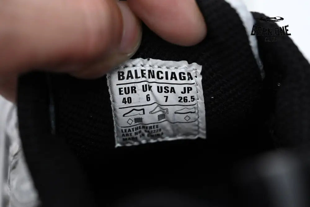 Balenciaga 3XL White Grey