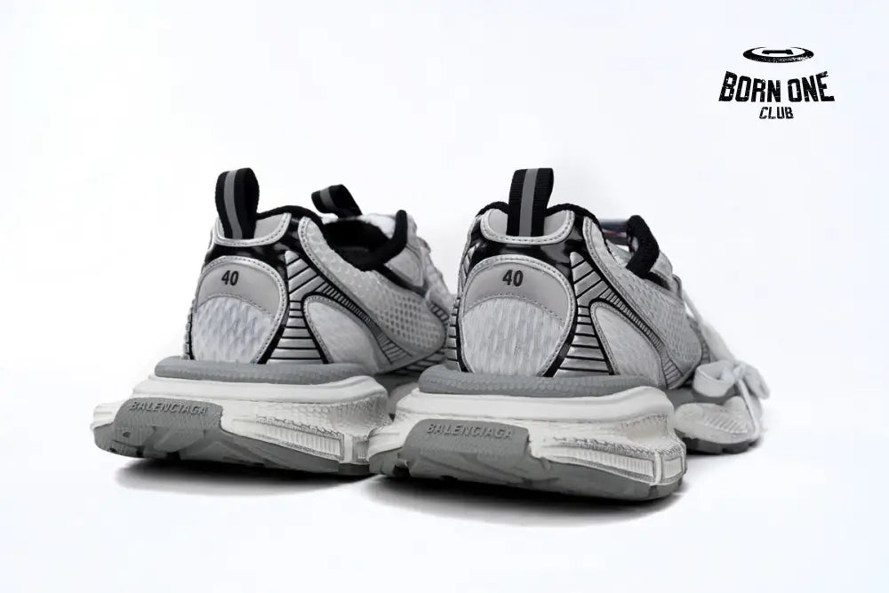 Balenciaga 3XL White Grey