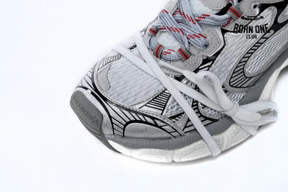 Balenciaga 3XL White Grey