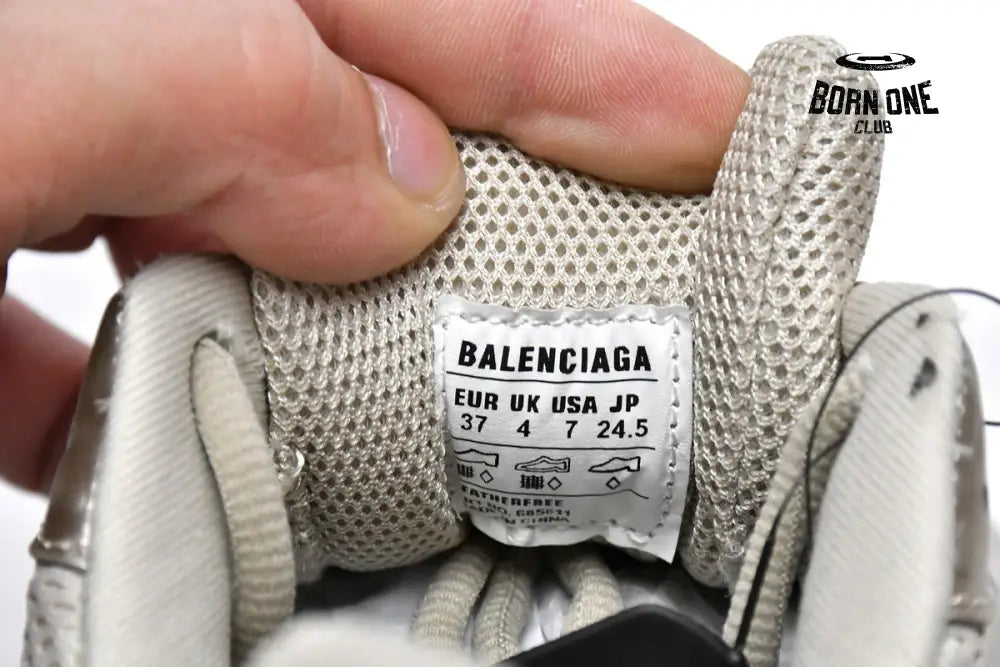 Balenciaga Defender Dirty Withe