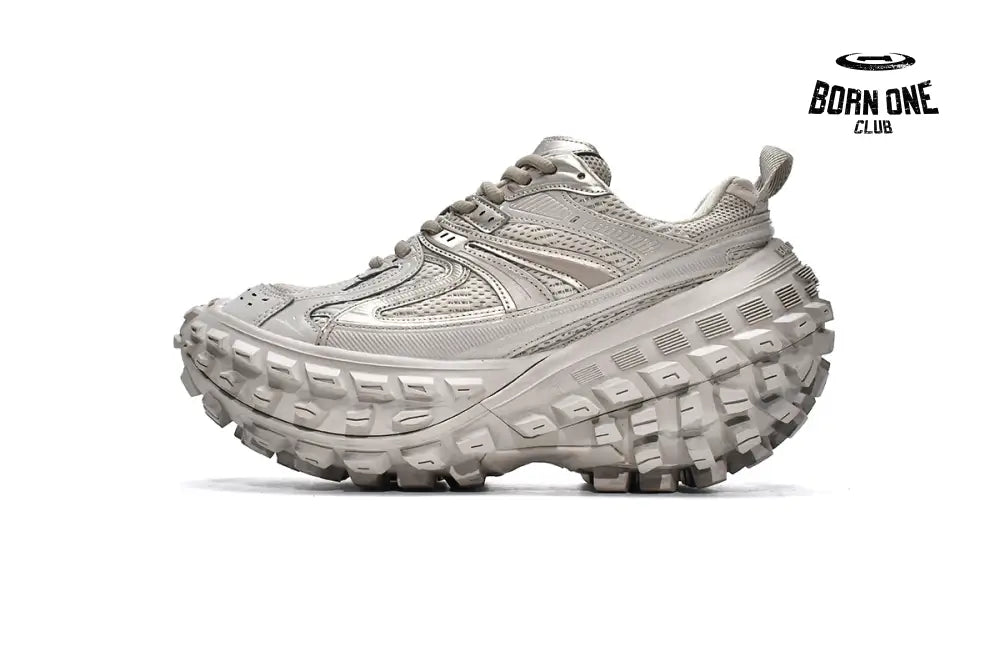 Balenciaga Defender Dirty Withe