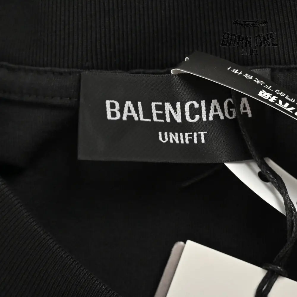 Balenciaga Distressed Logo T-Shirt Camiseta T-shirt