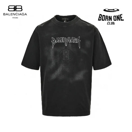 Balenciaga Distressed Logo T-Shirt in Black Camiseta T-shirt