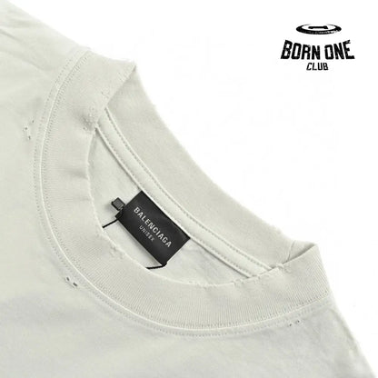 Balenciaga Distressed Logo T-Shirt in White Camiseta T-shirt